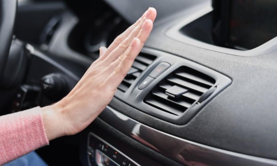 5 Signs That Indicate Your Car AC Needs Immediate&nbsp;Repair